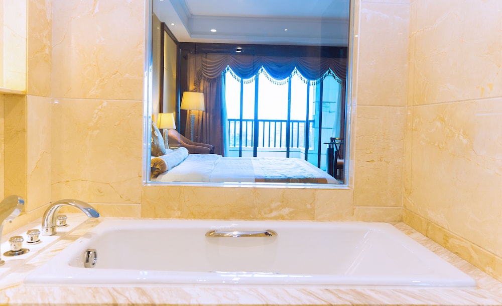 Taishan Bojue Hotel 27/69