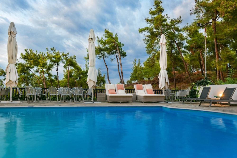 Leandros Hotel 47/50