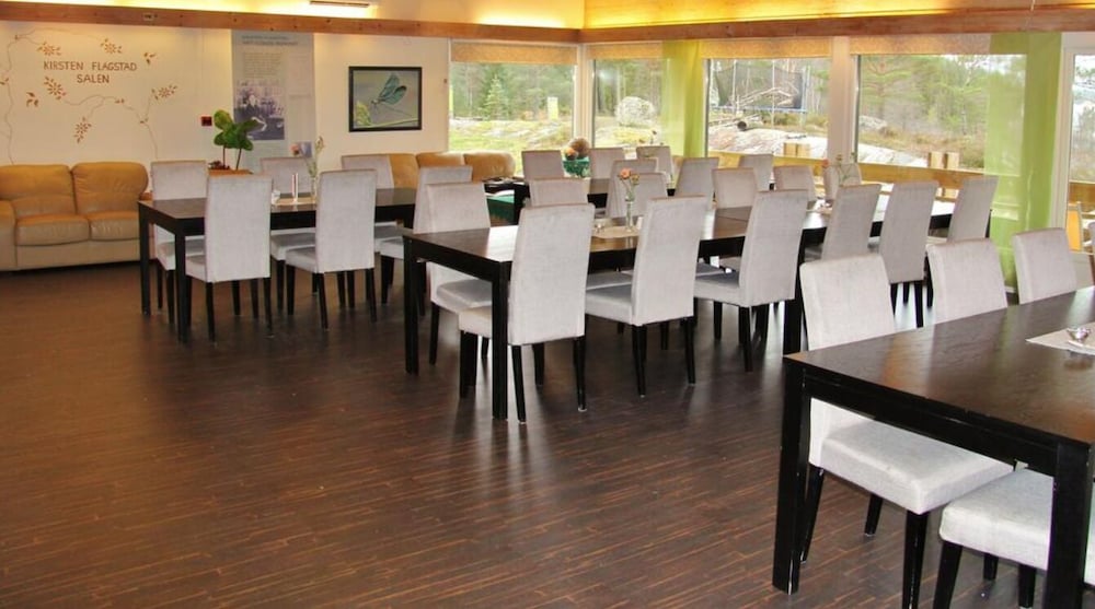 Pan Garden Hotel & Resort 7/13