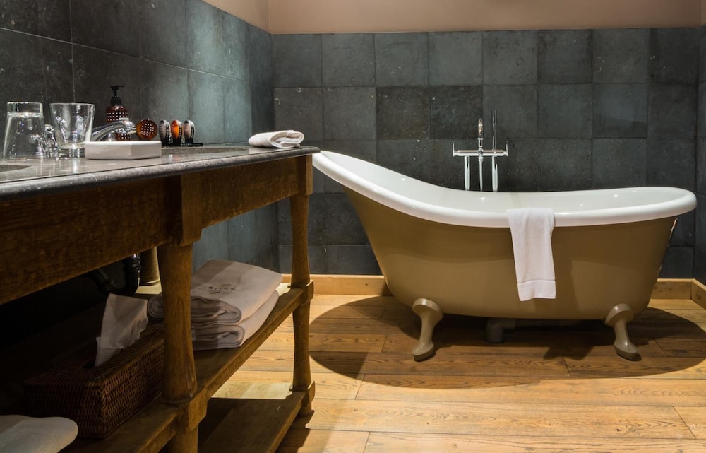 Bliss Boutique Hotel 27/47