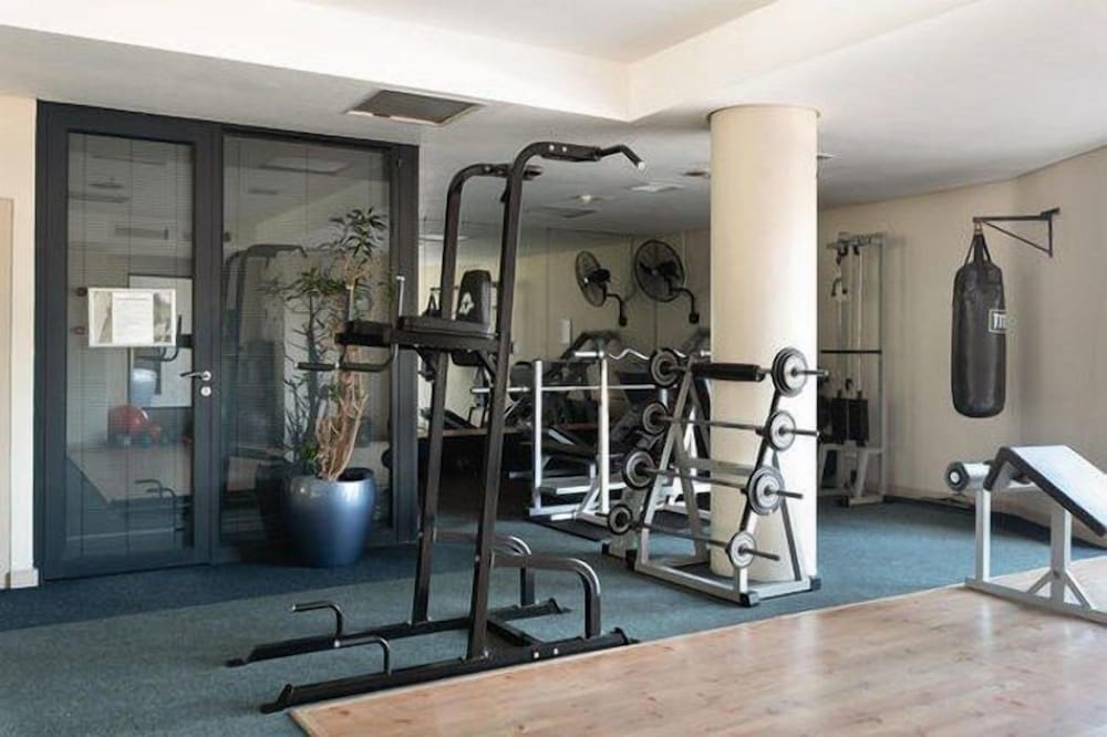 Century City Boutique Apartments 20/50