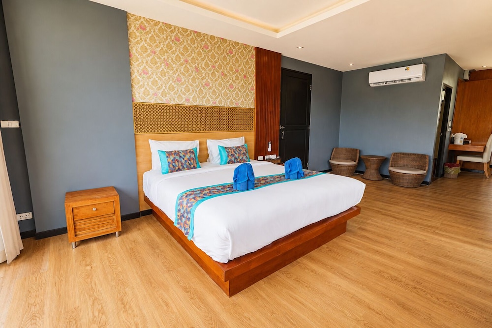 Phi Phi Long Beach Resort & Villa 23/50