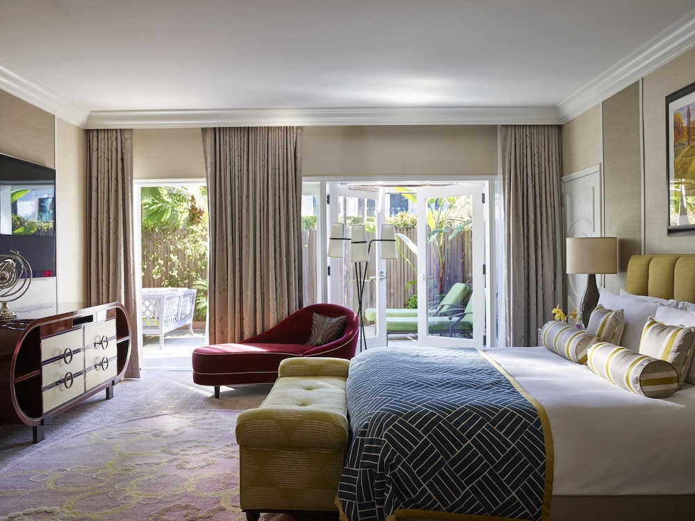 The Beverly Hills Hotel 35/96