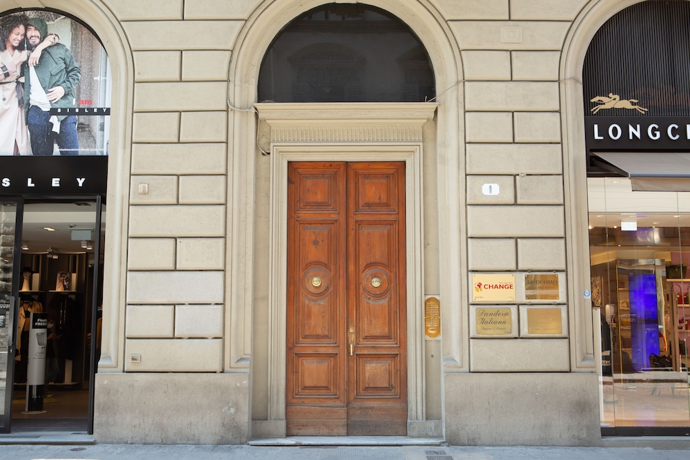 Florence Luxury Apartment Al Duomo 2/29