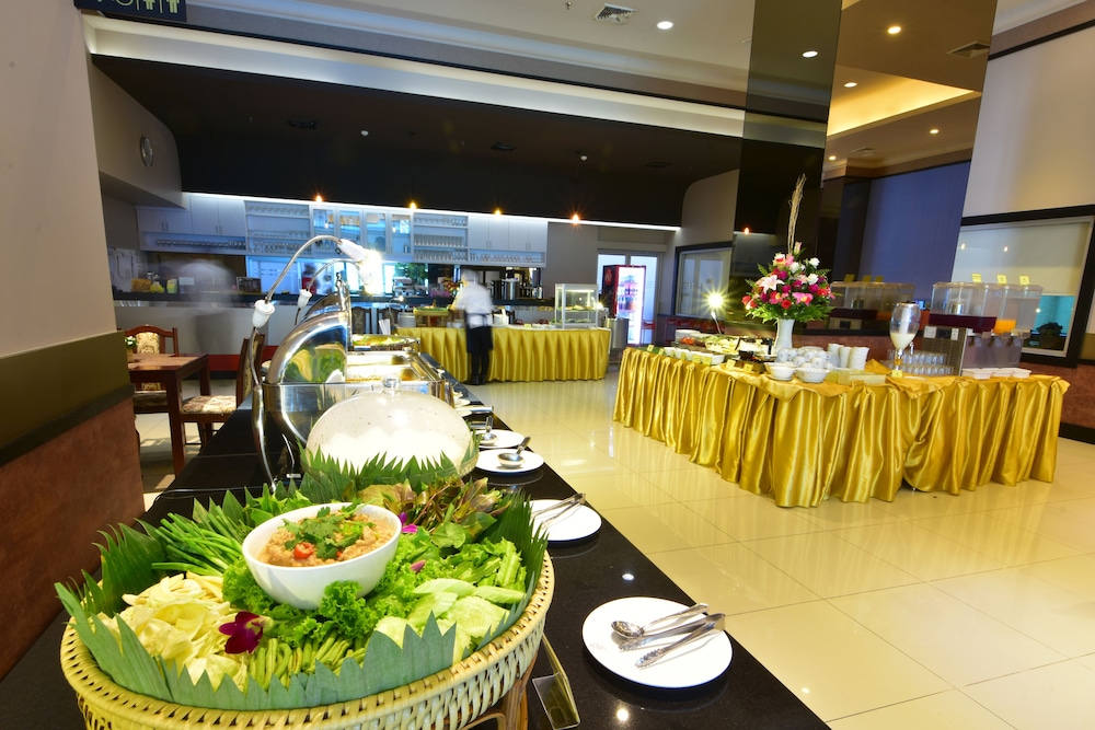 Siam Oriental Hotel 51/69