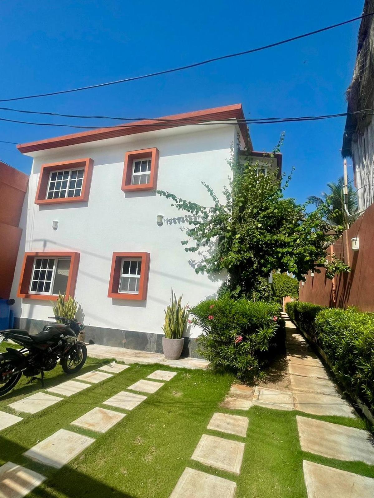 Suites Lorens 2/12