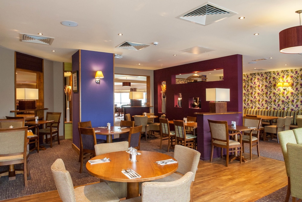 Premier Inn Worcester City Centre 34/58