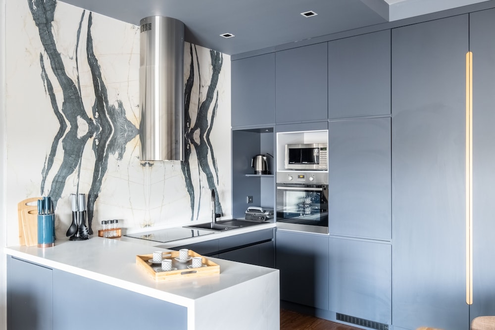 Benesta Residence By NewInn 5/50