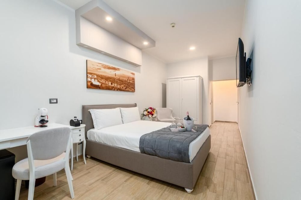 SUPERIOR, DOUBLE BED