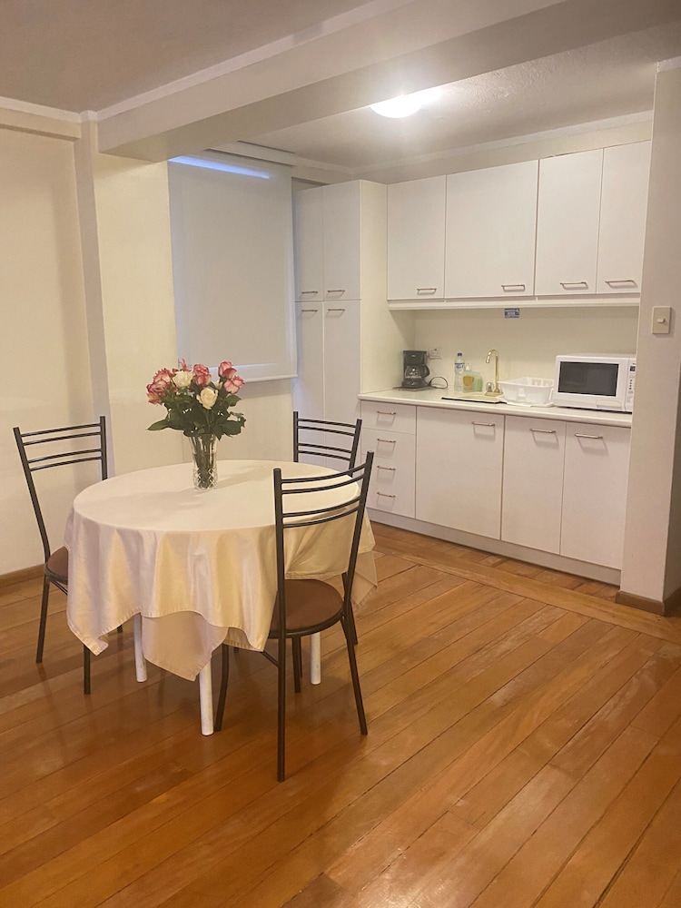 Suites Metropoli 48/66