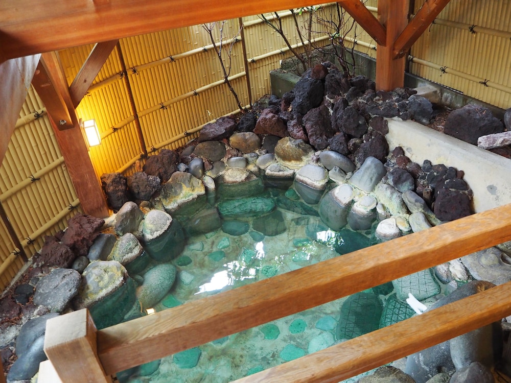 KUSATSU ONSEN BOUN 19/68