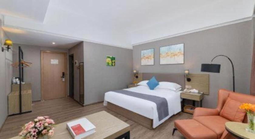 Greentree Inn Zhongshan Nanlang Town Light Rail Station Hotel 25/44