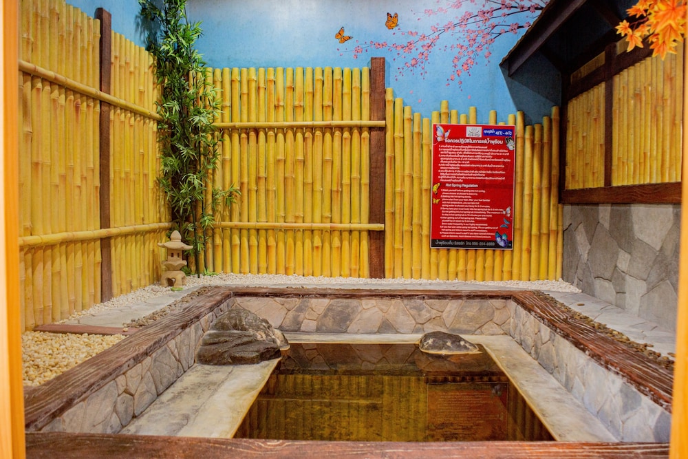 Saline Hot Spring Resort 36/62