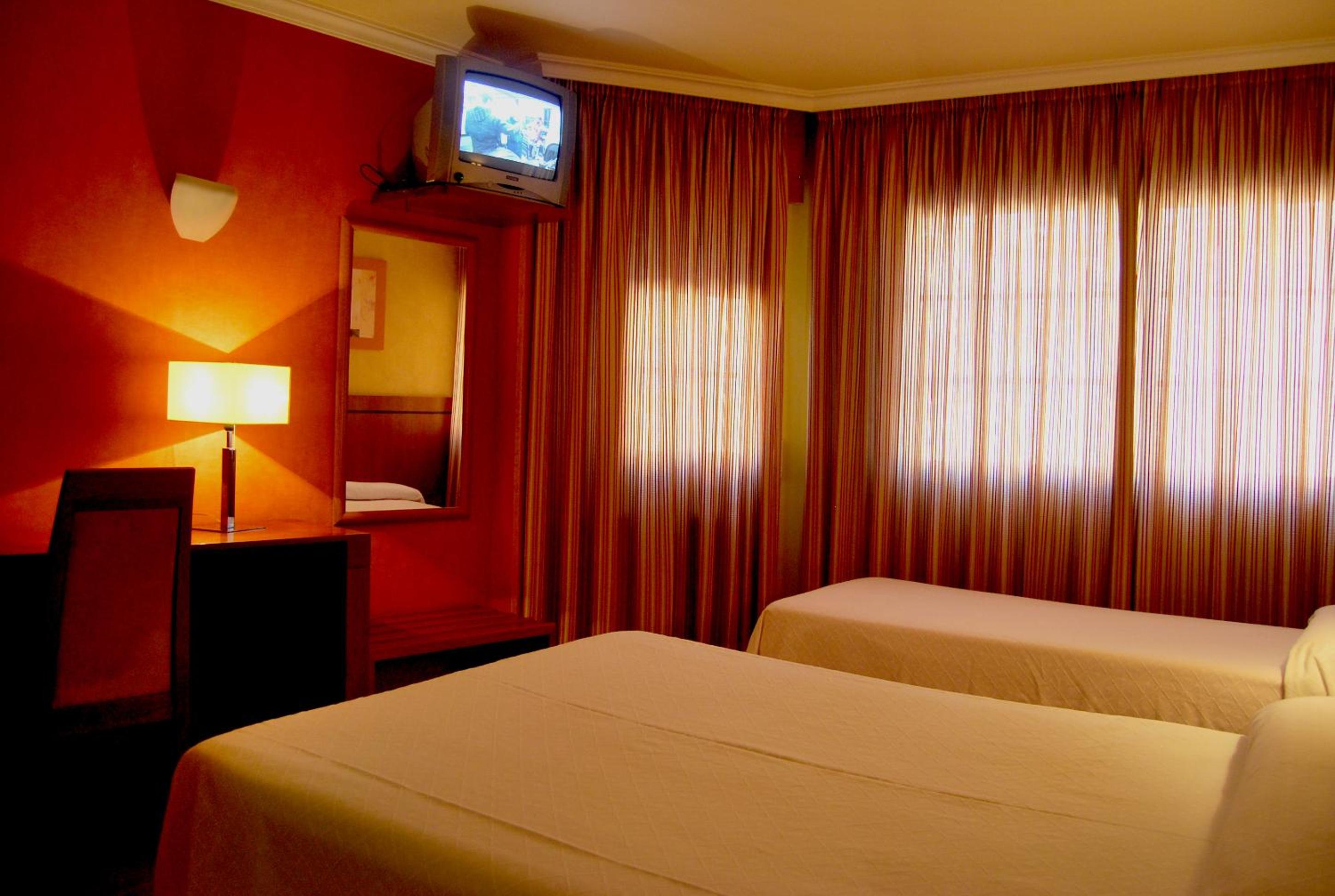 Hotel HHB Pontevedra Confort 41/58