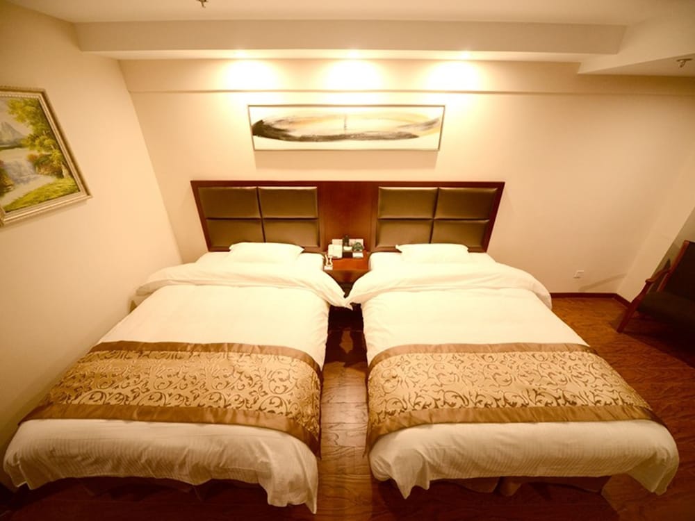 GreenTree Inn Xuancheng Ningguo City East Ningyang Road RT Mart Express Hotel 7/25