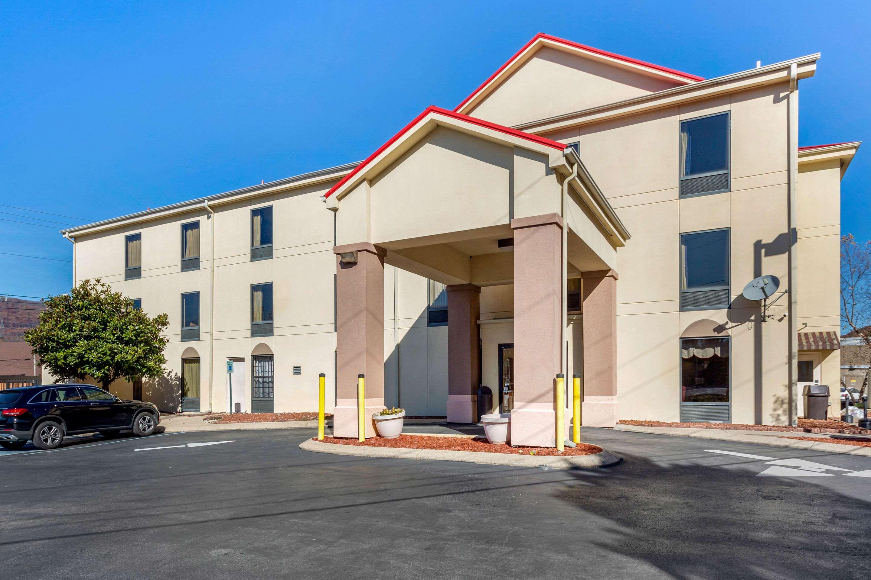 Econo Lodge Lookout Mountain 59/63