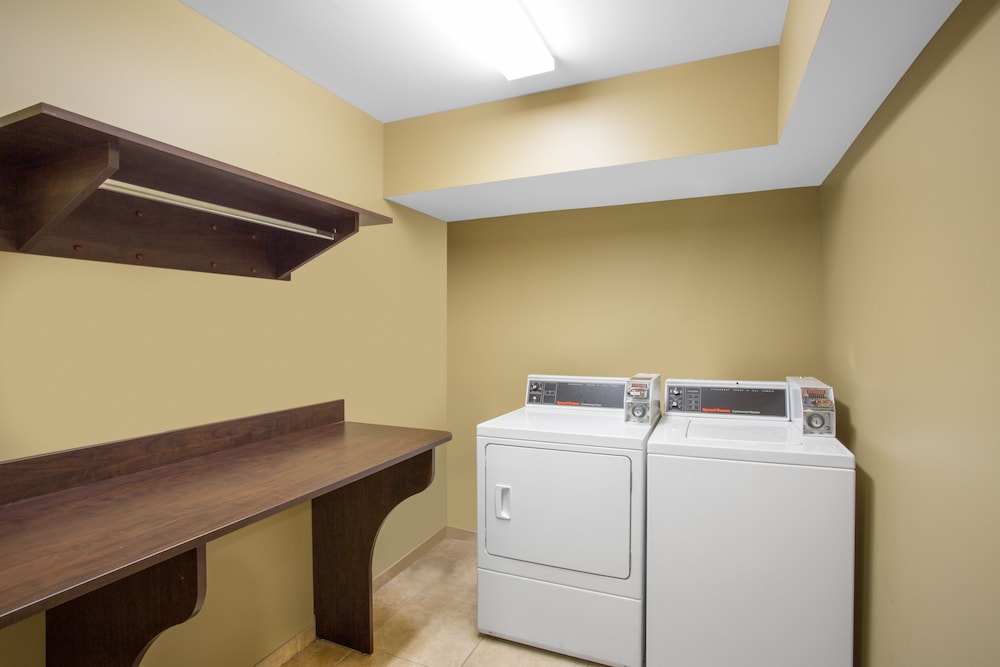 Microtel Inn And Suites By Wyndham Harrisonburg 13/29
