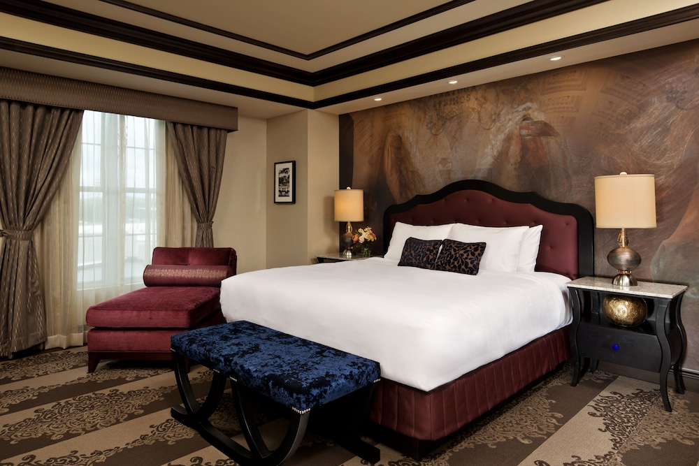 Saratoga Casino Hotel 15/68