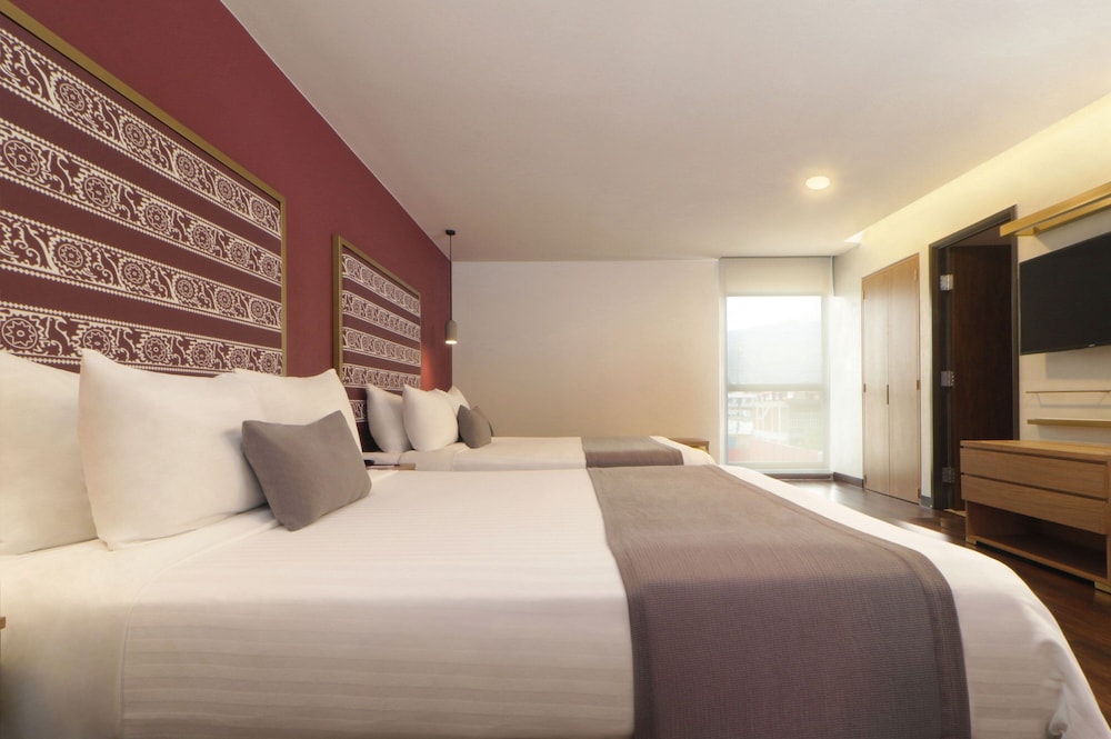 Room, 2 Queen Beds