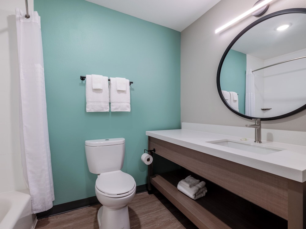 ECHO Suites Extended Stay by Wyndham Austin Round Rock 41/46