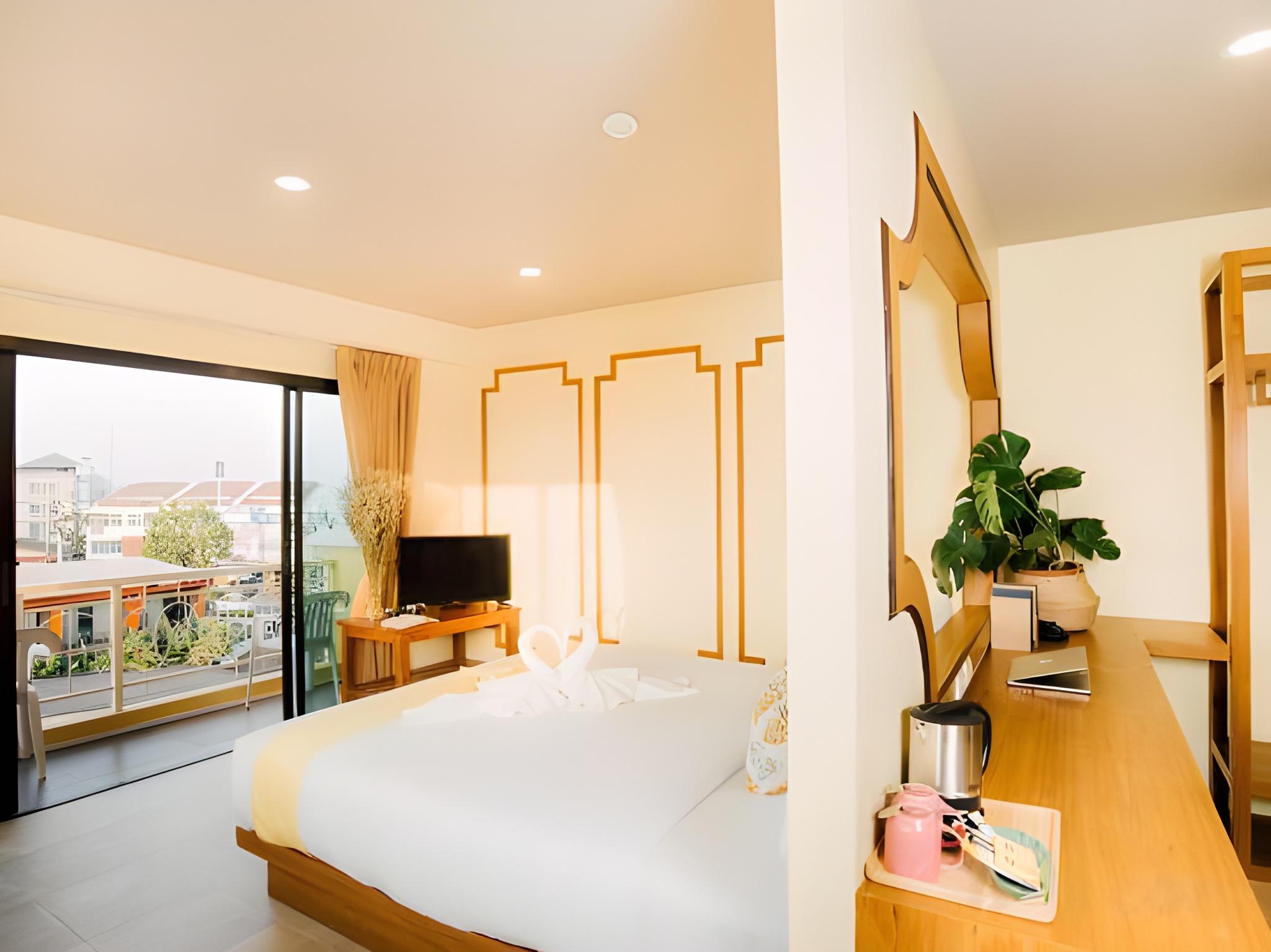 غرفة قياسية، ROYAL PINEAPPLE HOTEL a welcome to wealth and good fortune 2/4