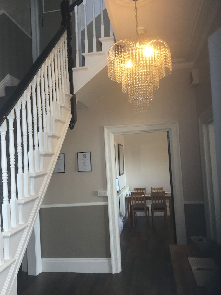Beaumont House 2/50