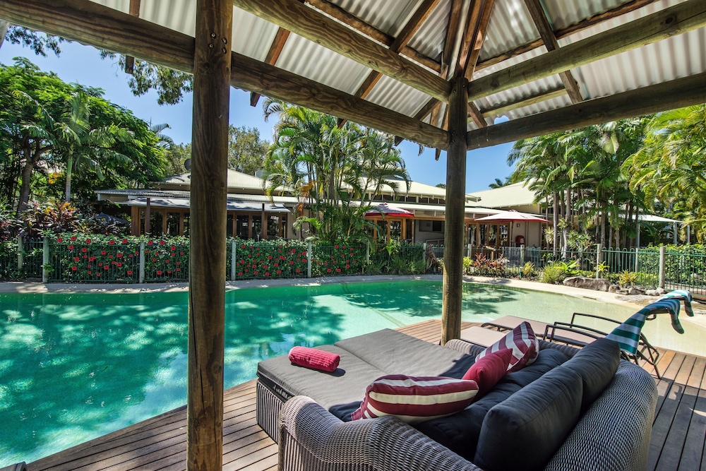 South Pacific Resort 45/78