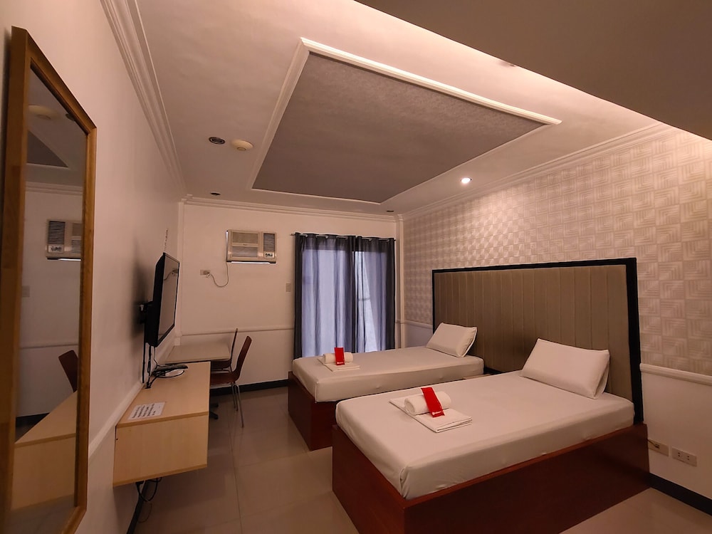 S&M Hotel 16/38