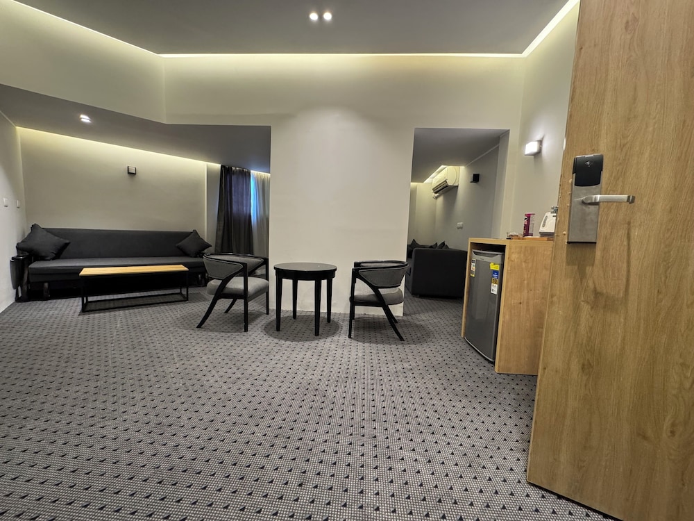Atlas International Hotels 28/48