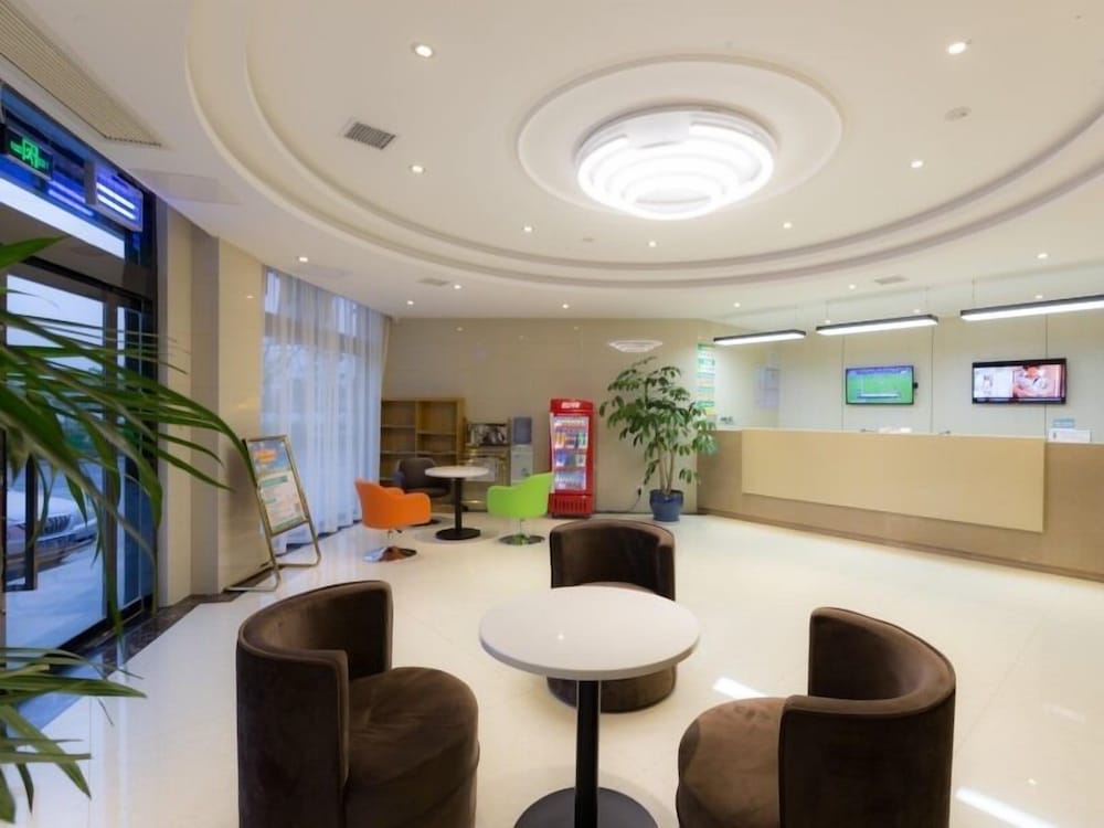 GreenTree Inn XuZhou JiaWang District Express Hotel 15/18