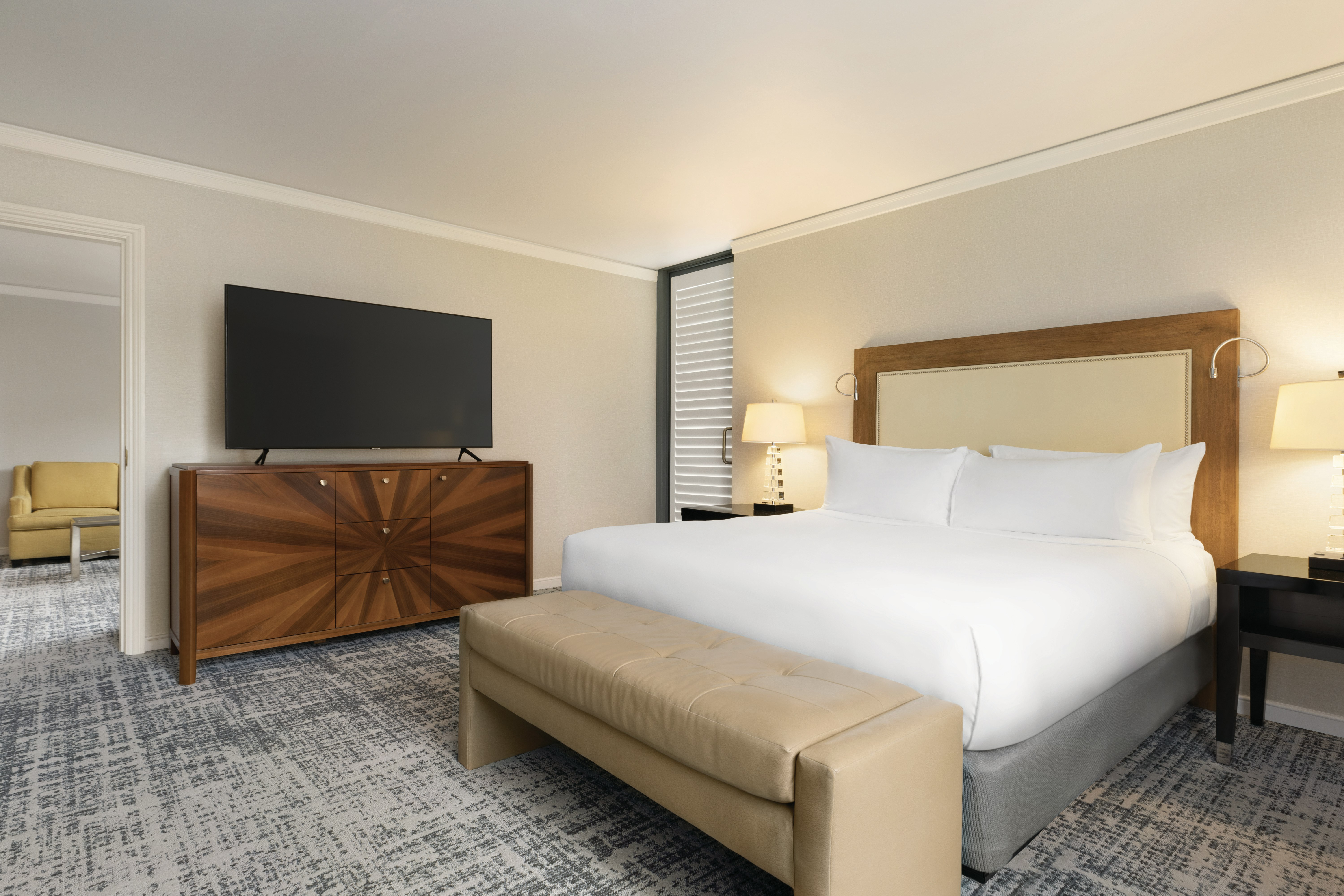 Signia by Hilton San Jose (ex. The Fairmont San Jose) 24/74