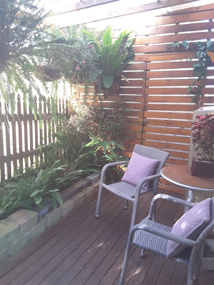 On the Terrace 43/61
