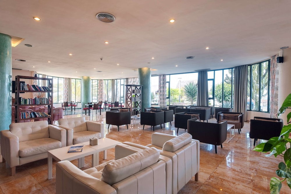 Barcelo Santiago - Adults Only 10/70