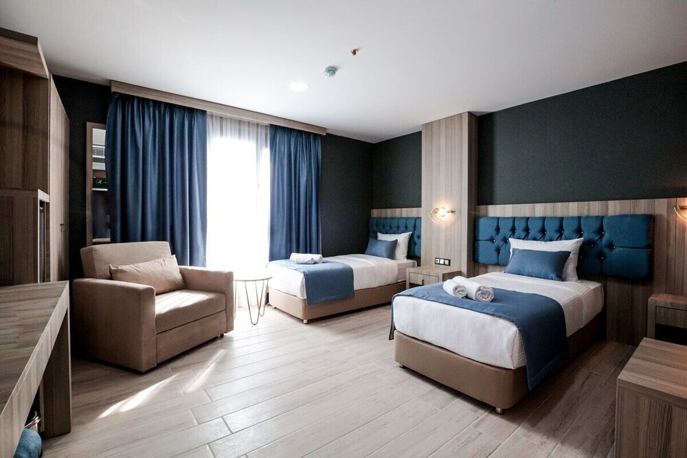 Caba Hotel and Spa 6/16