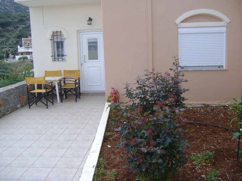 Kavousanos Apartments 26/50