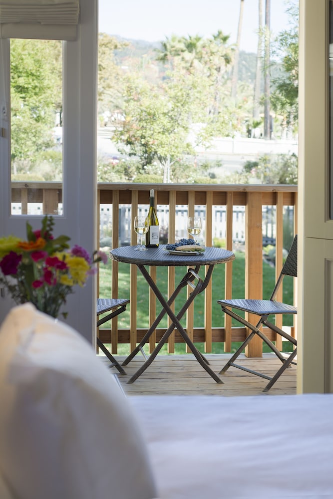 Brannan Cottage Inn 16/56