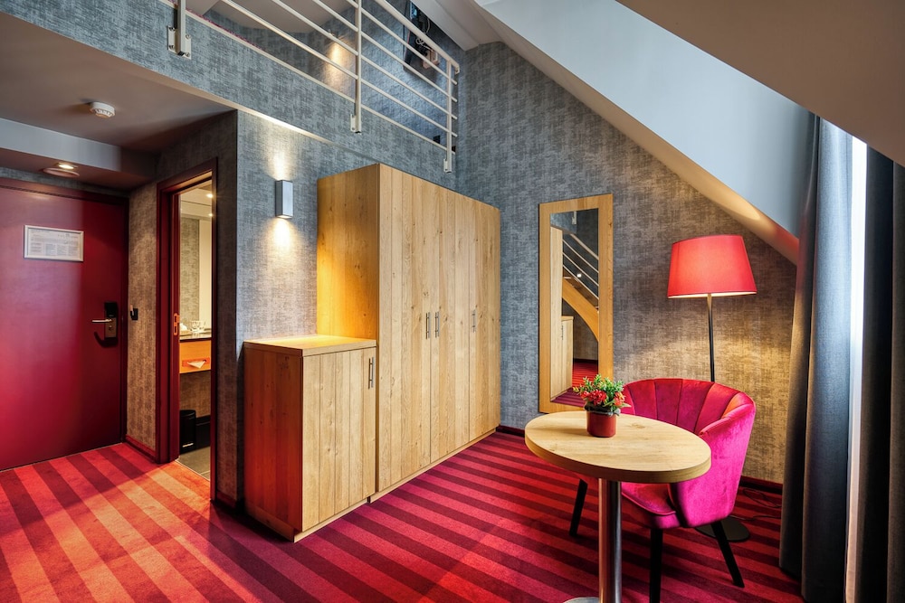 Hotel Restaurant Verviers 32/67