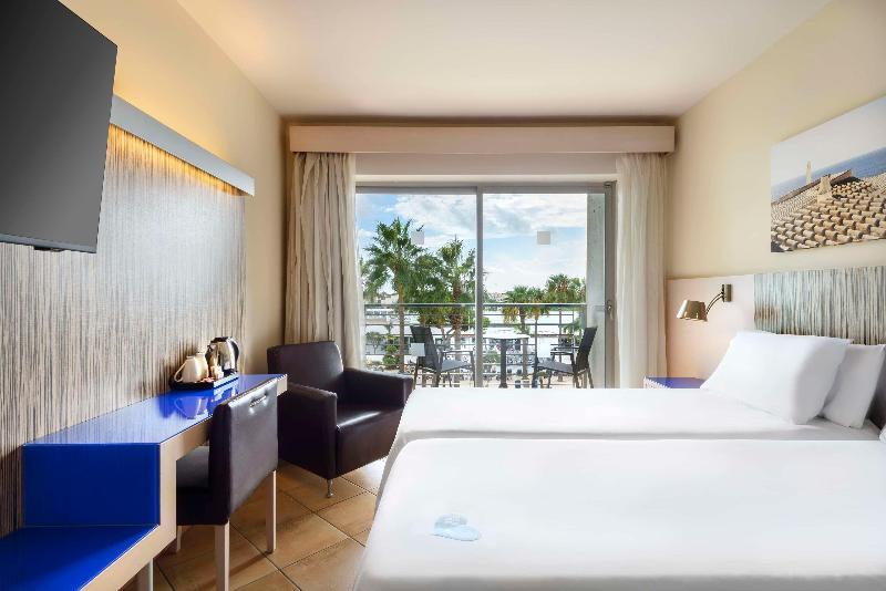 Room, 2 Double Beds