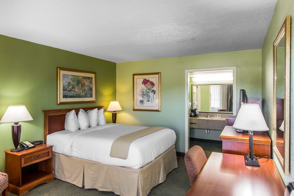 Quality Inn & Suites Waycross 16/45