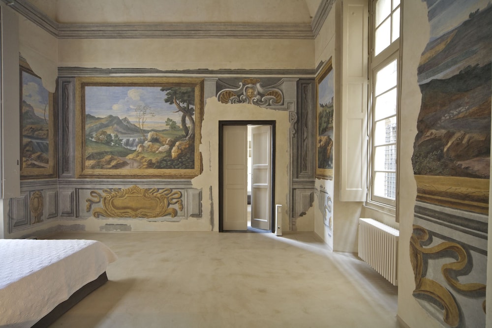 LOCANDA DI PALAZZO CICALA 37/52