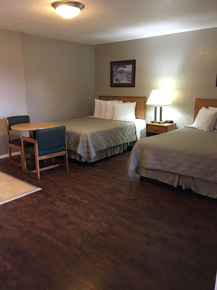 Budget Inn Lompoc 17/60