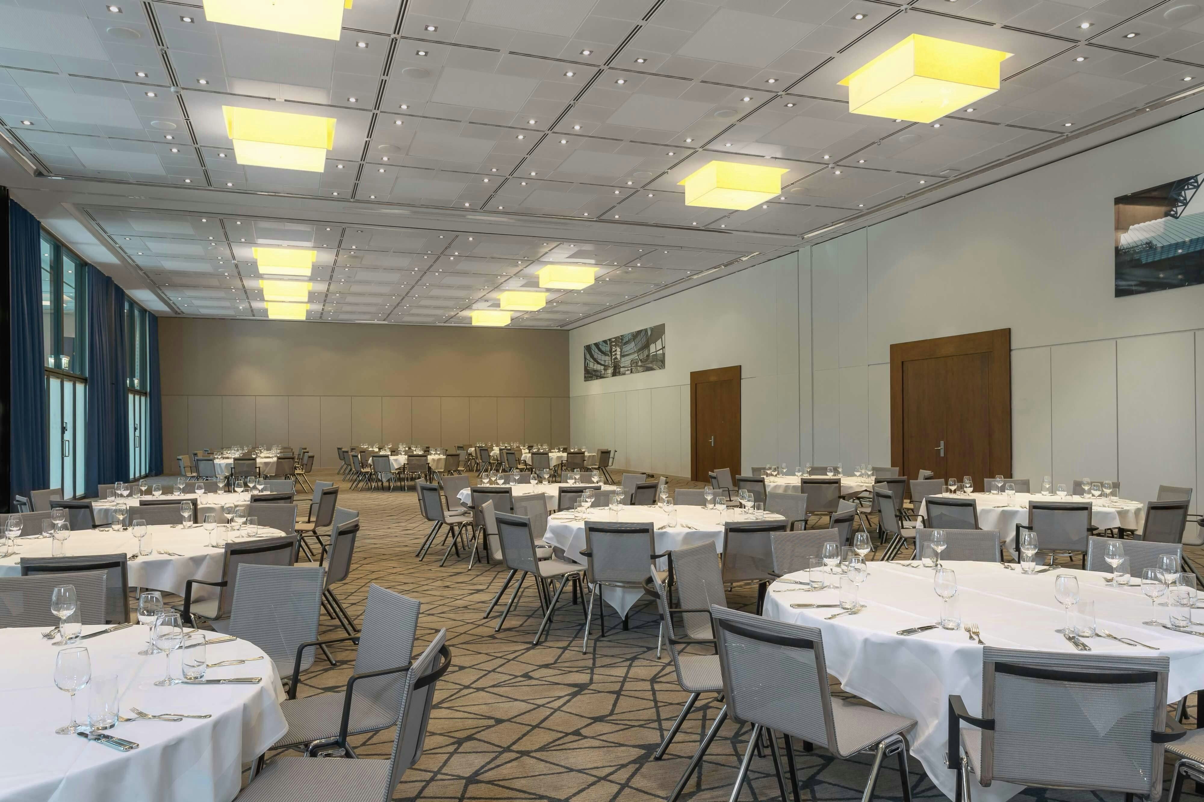 SHERATON BERLIN GRAND HOTEL ESPLANADE 37/39