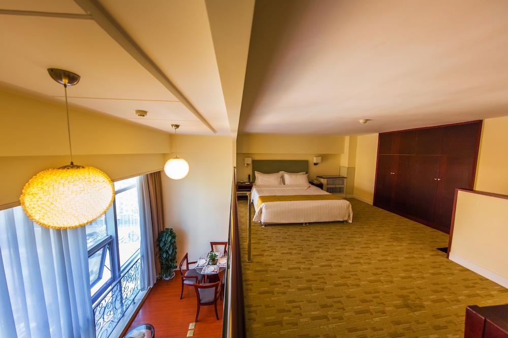 Yantai Meiya International Apt. Hotel 15/30