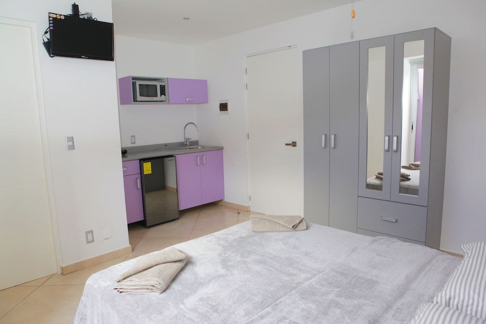 Iris Studios & Apartments 11/30