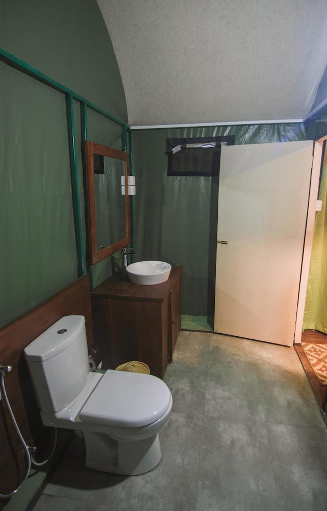 Sinharaja Rainforest View Villas 50/50
