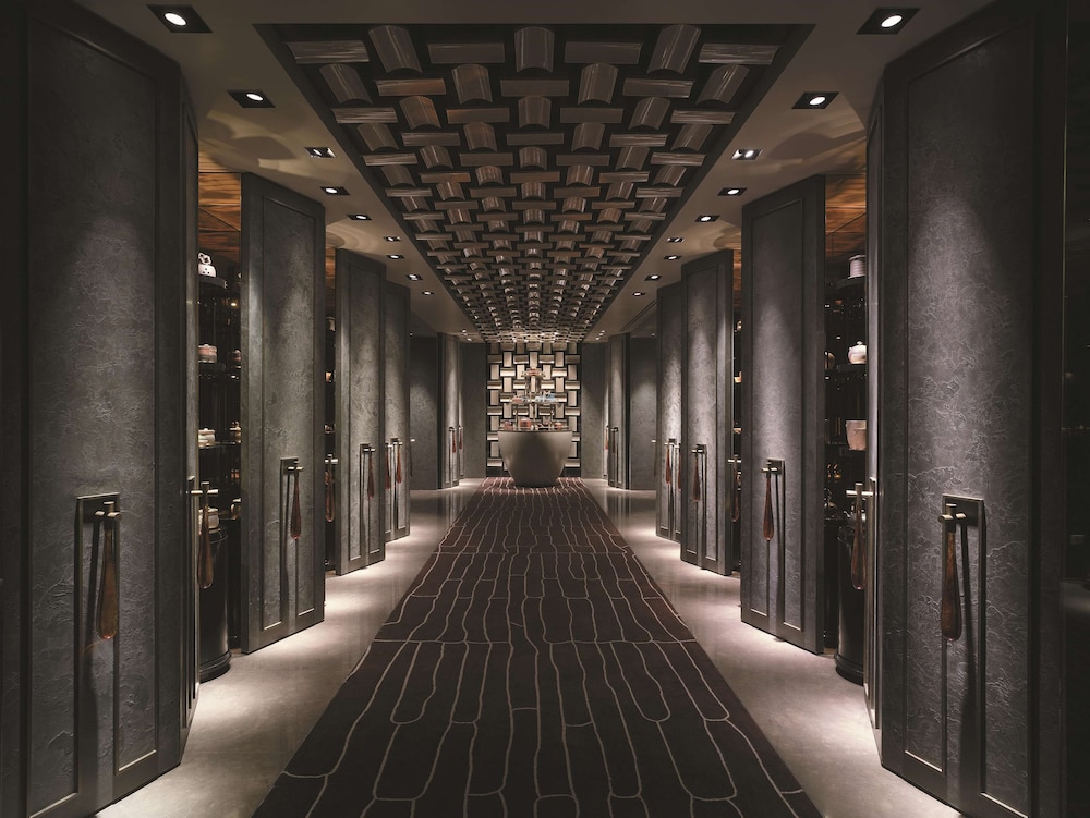 Shangri-La Far Eastern, Taipei 4/79
