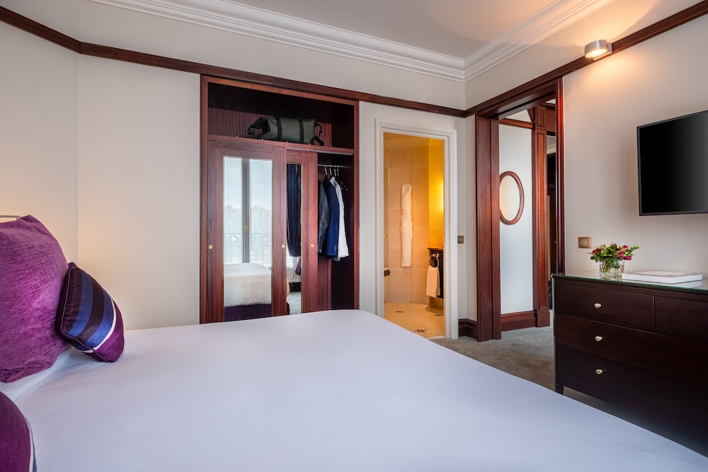 Hotel Pont Royal 30/68