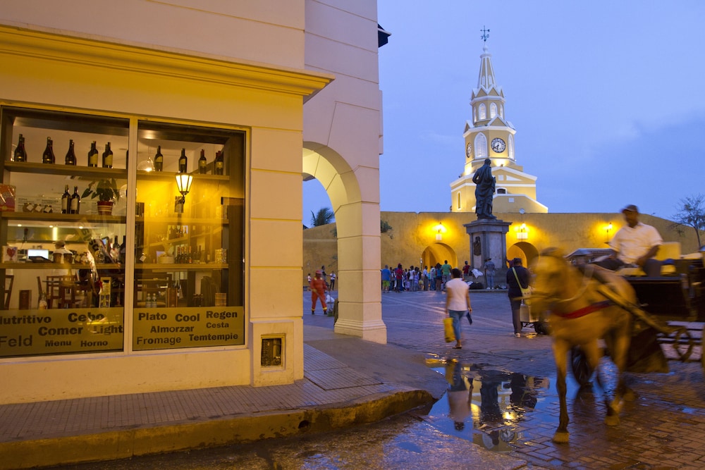NH Cartagena Urban Royal 38/46