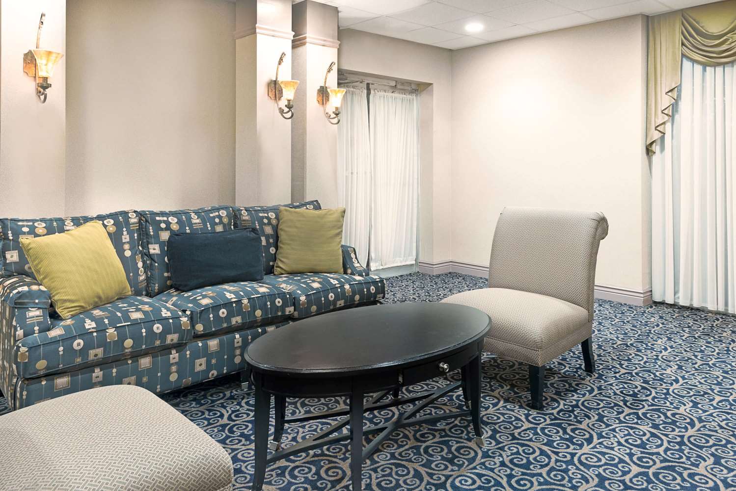Howard Johnson by Wyndham Newburgh/West Point 3/8