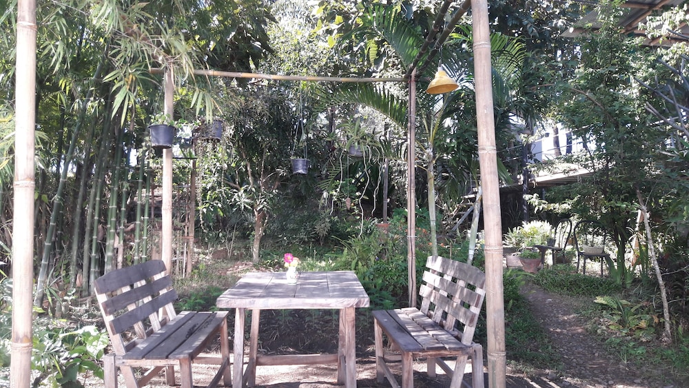 Nusha Homestay 30/35